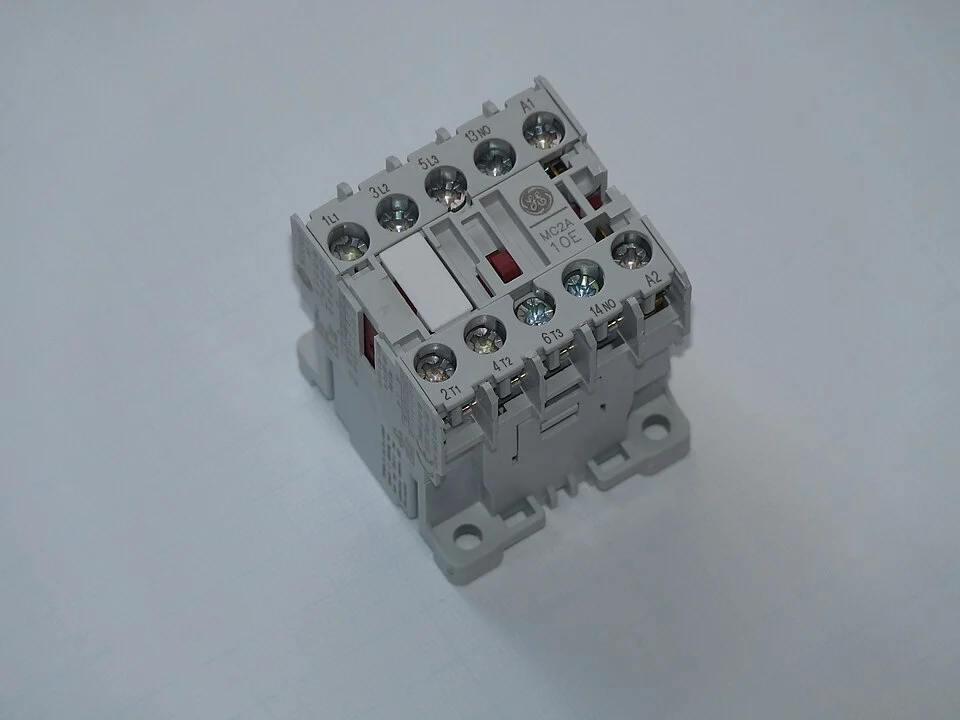 GE MC2A310AT1 contactor