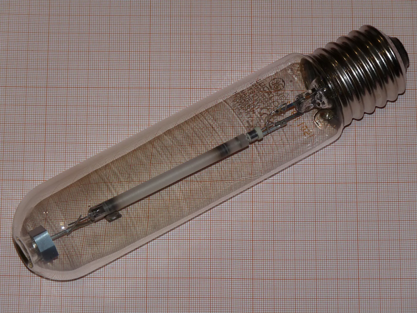 GE Lucalox 150 W high-pressure sodium lamp