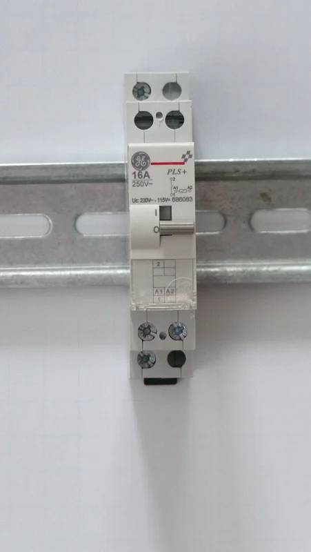 GE 686083 memory relay