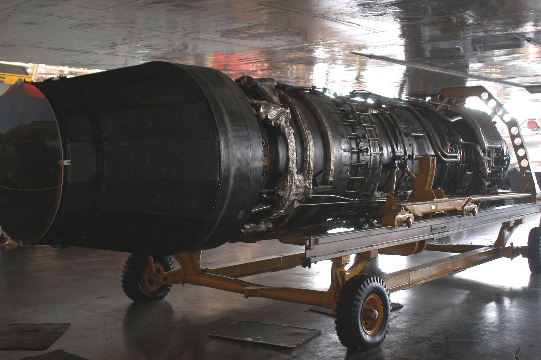 GE YJ93-GE-3 turbojet