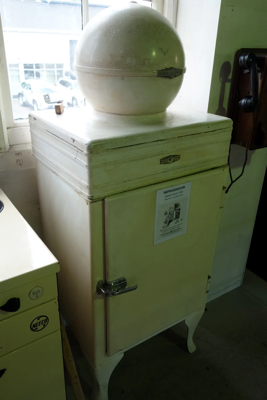 GE refrigerator, 1935