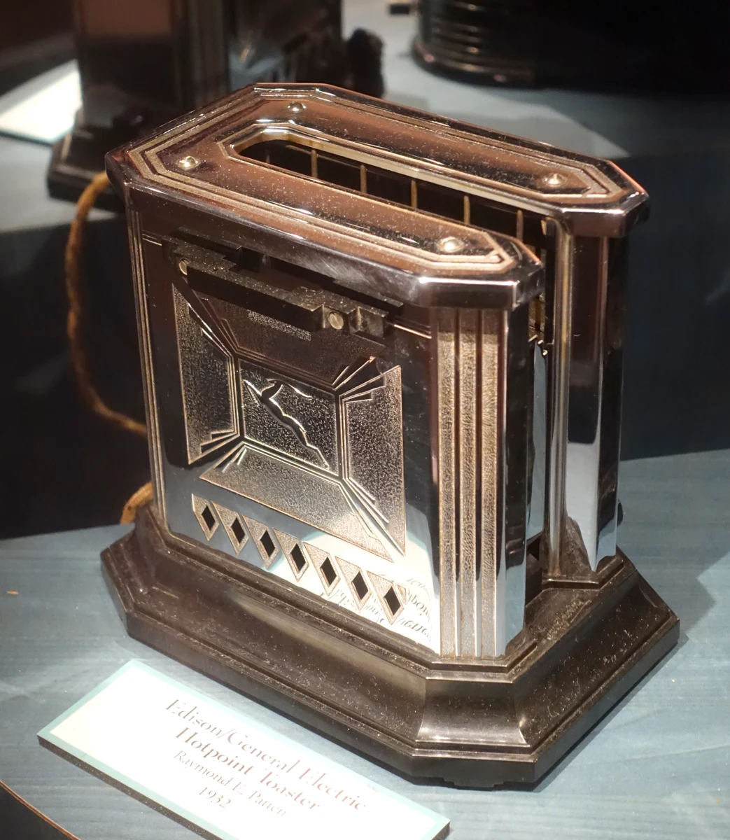 Edison General Electric Hotpoint “Gazelle” toaster
