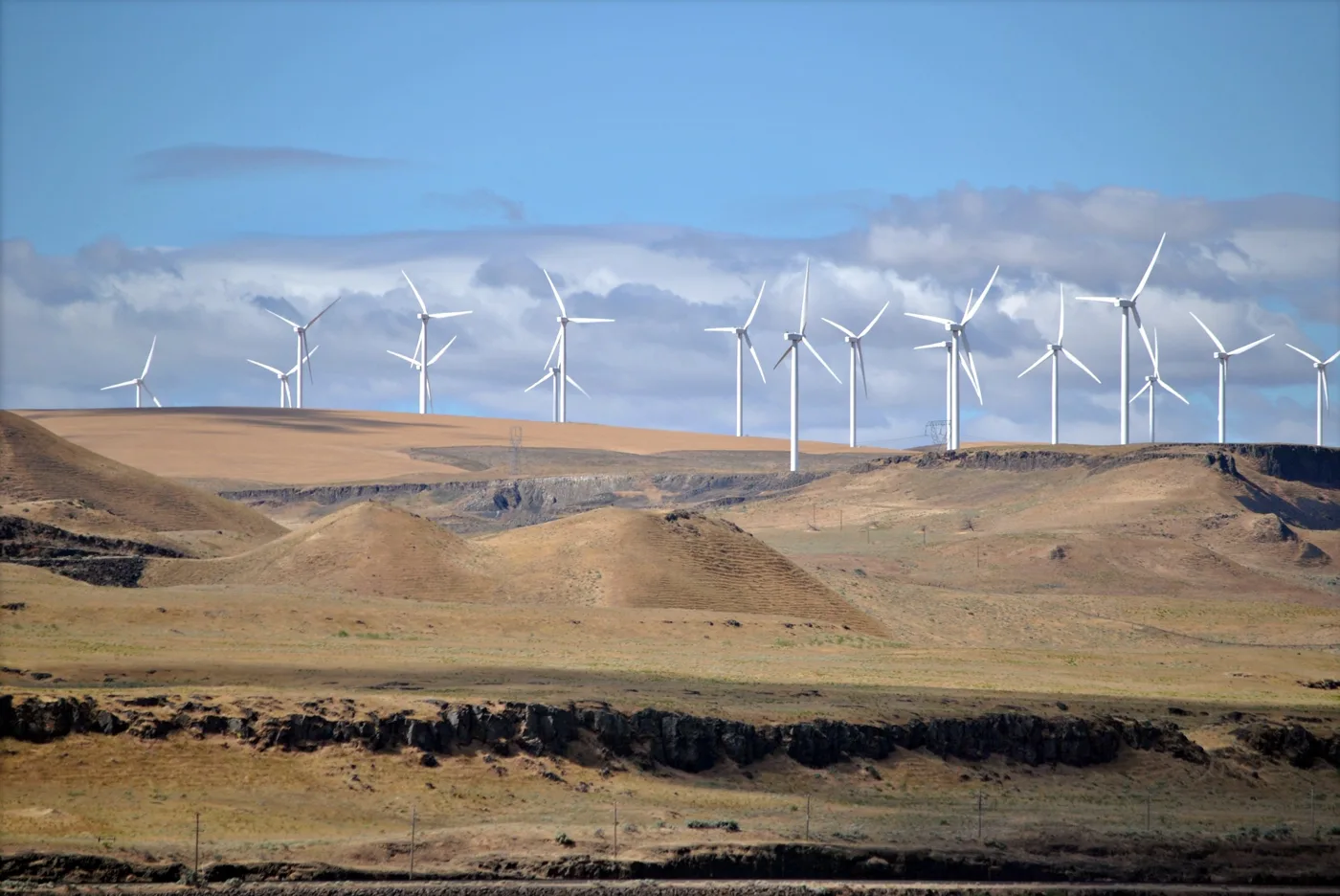 GE 2.5xl turbines, Shepherds Flat Wind Farm